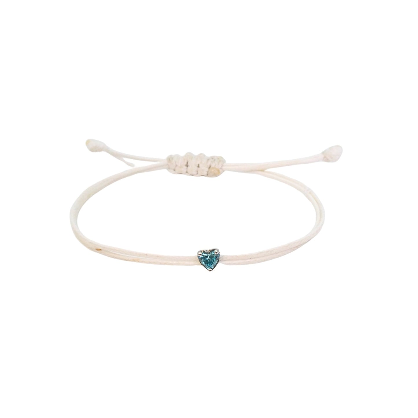 Cream color bracelet heart shape 0.29carat