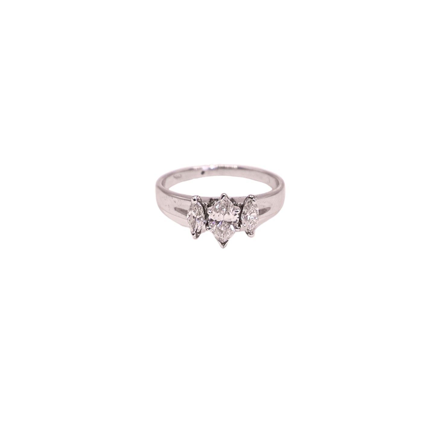 MQ ring white gold 0.50 carat F VS1