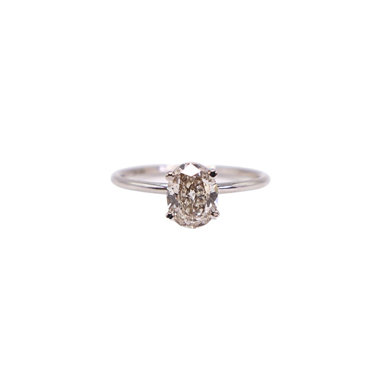 Oval ring white gold 0.78 carat
