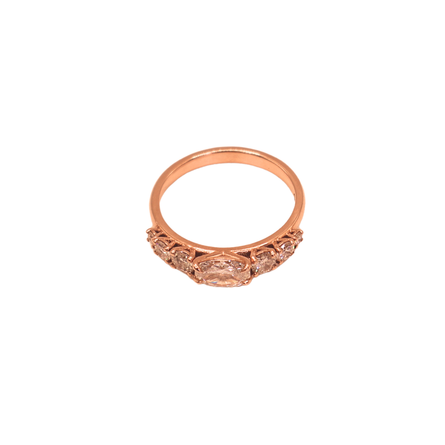 Oval rose gold ring with 7 stones 0.53 +0.41 carat