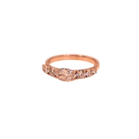 Oval rose gold ring with 7 stones 0.53 +0.41 carat