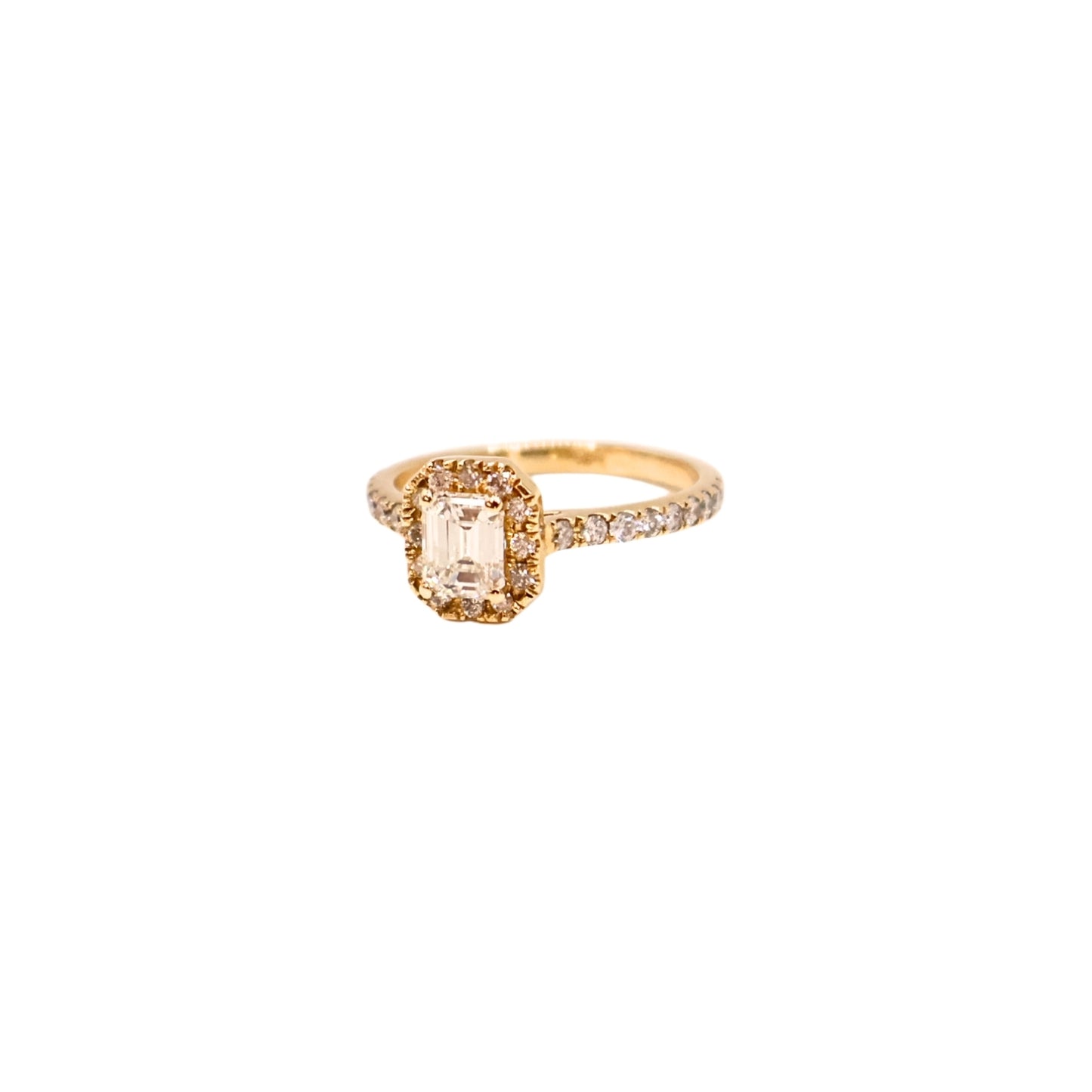 Yellow gold EM ring 0.64 carat