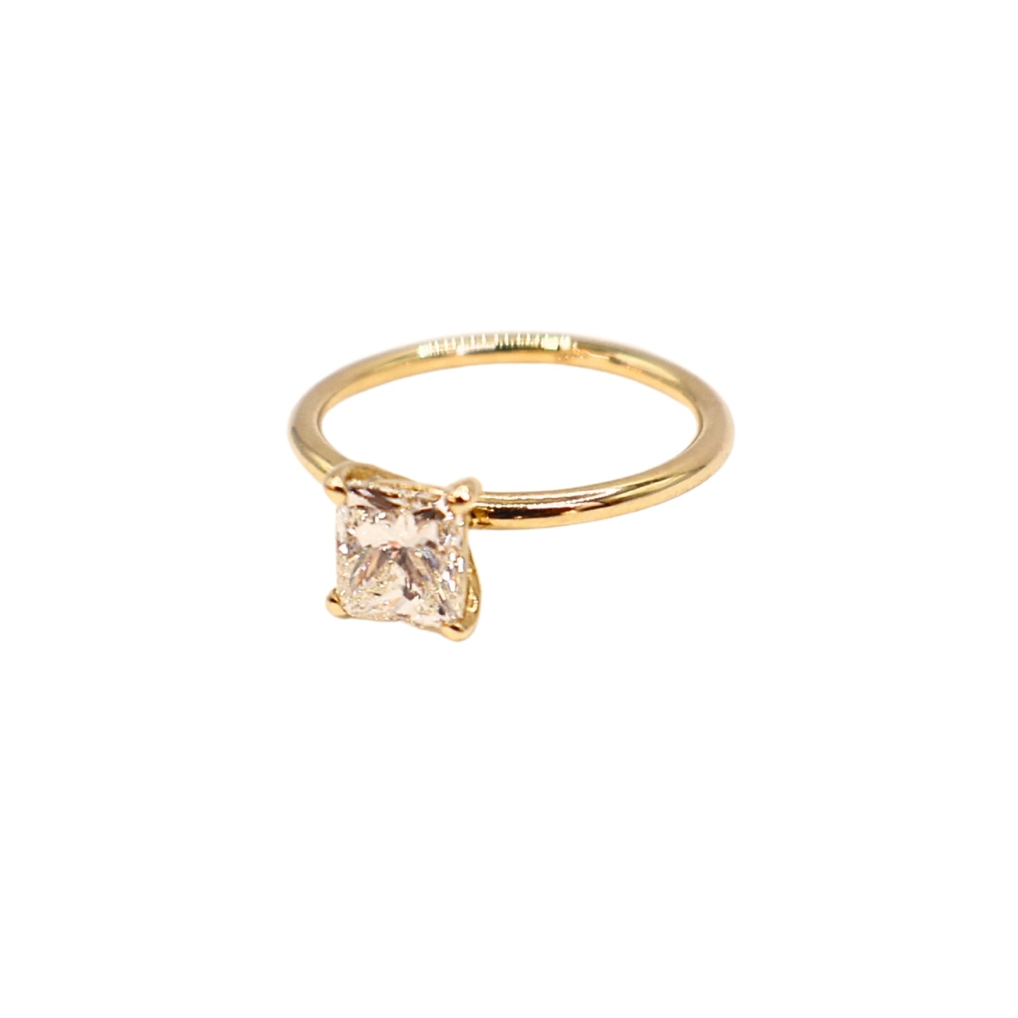 Yellow gold ring RAD 0.94 carat GIA J SI1